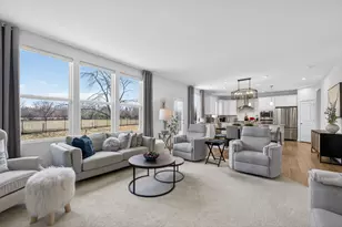 2110 Silver Leaf Dr, Island Lake, IL 60042 - Photo 4