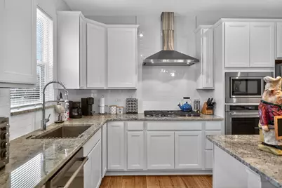 2110 Silver Leaf Drive, Island Lake, IL 60042 - Photo 10