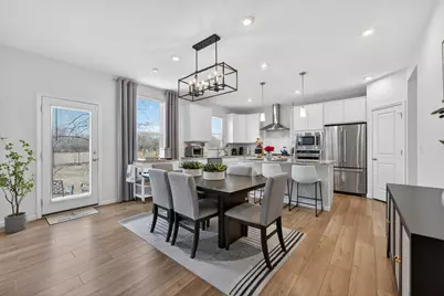 2110 Silver Leaf Drive, Island Lake, IL 60042 - Photo 6