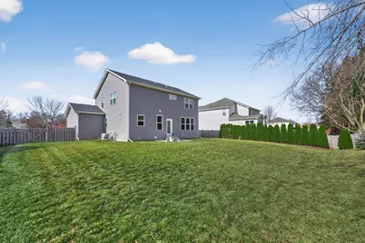 2110 Silver Leaf Drive, Island Lake, IL 60042 - Photo 34