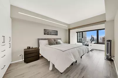 175 E Delaware Place #6018, Chicago, IL 60611 - Photo 10