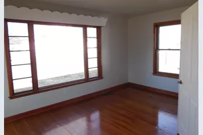 611 Dixon Avenue, Rock Falls, IL 61071 - Photo 10