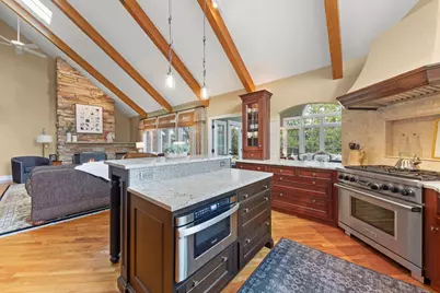 646 Highview Avenue, Glen Ellyn, IL 60137 - Photo 8