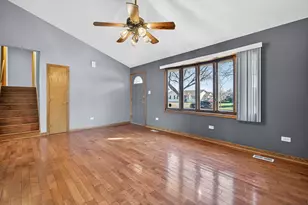 3005 Art Schultz Dr, Plainfield, IL 60586 - Photo 4