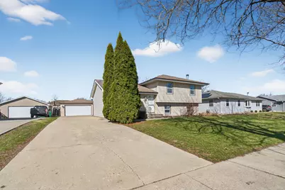 3005 Art Schultz Drive, Plainfield, IL 60586 - Photo 2