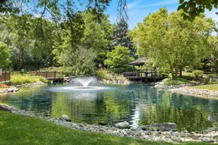 2 Oak Brook Club Dr, Oak Brook, IL 60523 - Photo 26