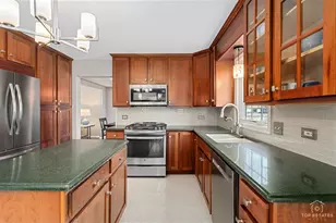 1506 Division St, Saint Charles, IL 60174 - Photo 10