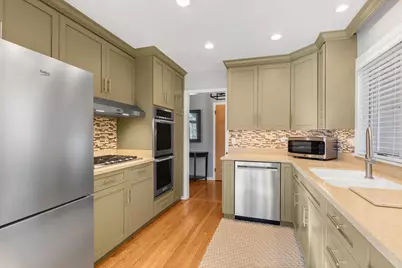 241 Lincoln Street, Glenview, IL 60025 - Photo 12