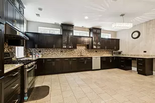 4229 Dempster St, Skokie, IL 60076 - Photo 56