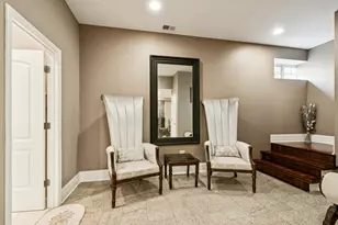 4229 Dempster St, Skokie, IL 60076 - Photo 58