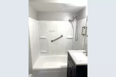 9709 Lorraine Drive #7, Countryside, IL 60525 - Photo 12