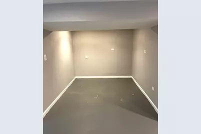 13055 S Buffalo Avenue, Chicago, IL 60633 - Photo 16