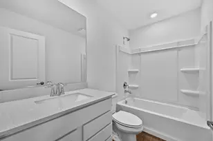 168 E Berkshire Dr, Crystal Lake, IL 60014 - Photo 16