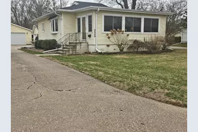 4506 26th Avenue, Moline, IL 61265 - Photo 2
