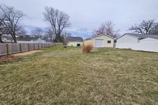 4506 26th Ave, Moline, IL 61265 - Photo 24