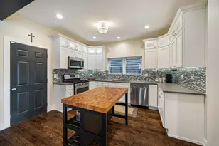 1218 Wesley Ave, Berwyn, IL 60402 - Photo 10