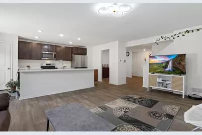 2051 Canyon Creek Court, Aurora, IL 60503 - Photo 2