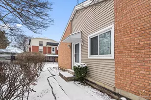 1375 N Whispering Springs Circle, Palatine, IL 60074 - Photo 4