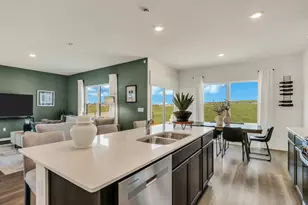 511 Adirondack Ct, Joliet, IL 60436 - Photo 8