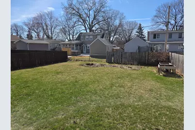 813 E 15th Street, Sterling, IL 61081 - Photo 20