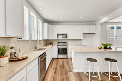 2895 Briargate Drive, Lindenhurst, IL 60046 - Photo 10