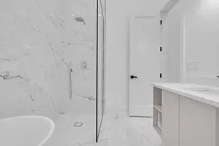 505 W Elm St, Chicago, IL 60610 - Photo 38