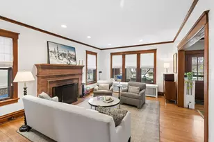 729 Lincoln St, Evanston, IL 60201 - Photo 8