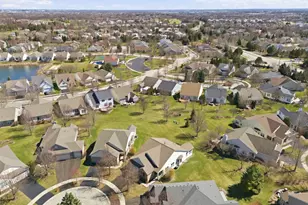 1967 Holloway Ct, Aurora, IL 60502 - Photo 32