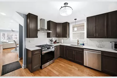 11008 S Wallace Street, Chicago, IL 60628 - Photo 8