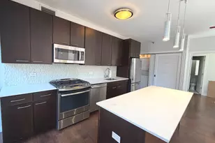 845 N State St, Chicago, IL 60610 - Photo 6