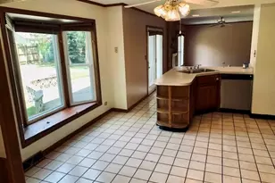 9S174 Nantucket Dr, Darien, IL 60561 - Photo 10