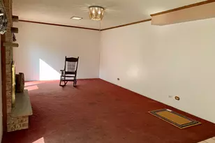 9S174 Nantucket Dr, Darien, IL 60561 - Photo 6