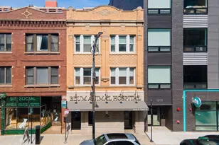 3219 N Clark St, Chicago, IL 60657 - Photo 1