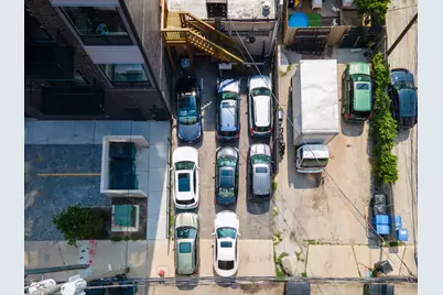 3219 N Clark Street, Chicago, IL 60657 - Photo 4