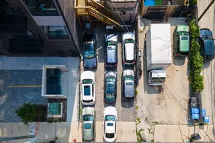 3219 N Clark St, Chicago, IL 60657 - Photo 4