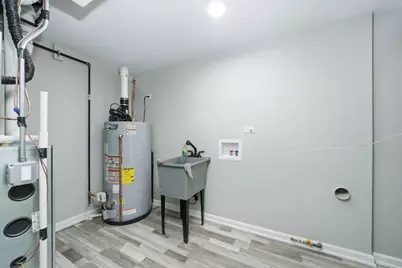 8839 S Colfax Avenue, Chicago, IL 60617 - Photo 24