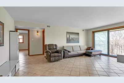 10985 S 84th Avenue #3B, Palos Hills, IL 60465 - Photo 2