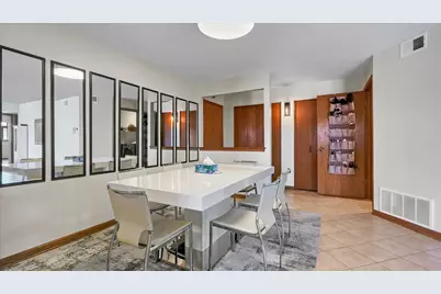 10985 S 84th Avenue #3B, Palos Hills, IL 60465 - Photo 14