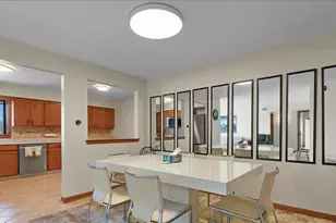 10985 S 84th Ave, Palos Hills, IL 60465 - Photo 12