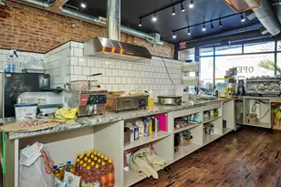 2607 W Peterson Ave, Chicago, IL 60659 - Photo 18