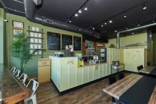 2607 W Peterson Ave, Chicago, IL 60659 - Photo 6