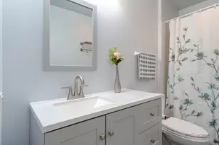 864 Fox Chase Dr, Round Lake Beach, IL 60073 - Photo 18