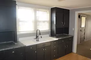 315 S Mound St, Tiskilwa, IL 61368 - Photo 4