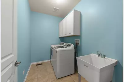 2233 Olive Lane, Yorkville, IL 60560 - Photo 12