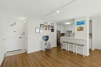 3900 N Lake Shore Drive #9D, Chicago, IL 60613 - Photo 8