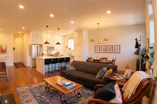 2140 W Schiller St, Chicago, IL 60622 - Photo 12