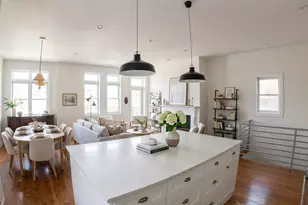 2140 W Schiller St, Chicago, IL 60622 - Photo 8