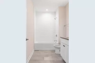 440 Green Bay Road #605, Highwood, IL 60040 - Photo 10