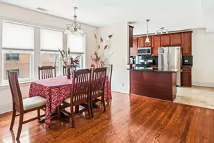 2656 W Lunt Ave, Chicago, IL 60645 - Photo 2