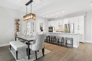 233 E 13th St, Chicago, IL 60605 - Photo 8